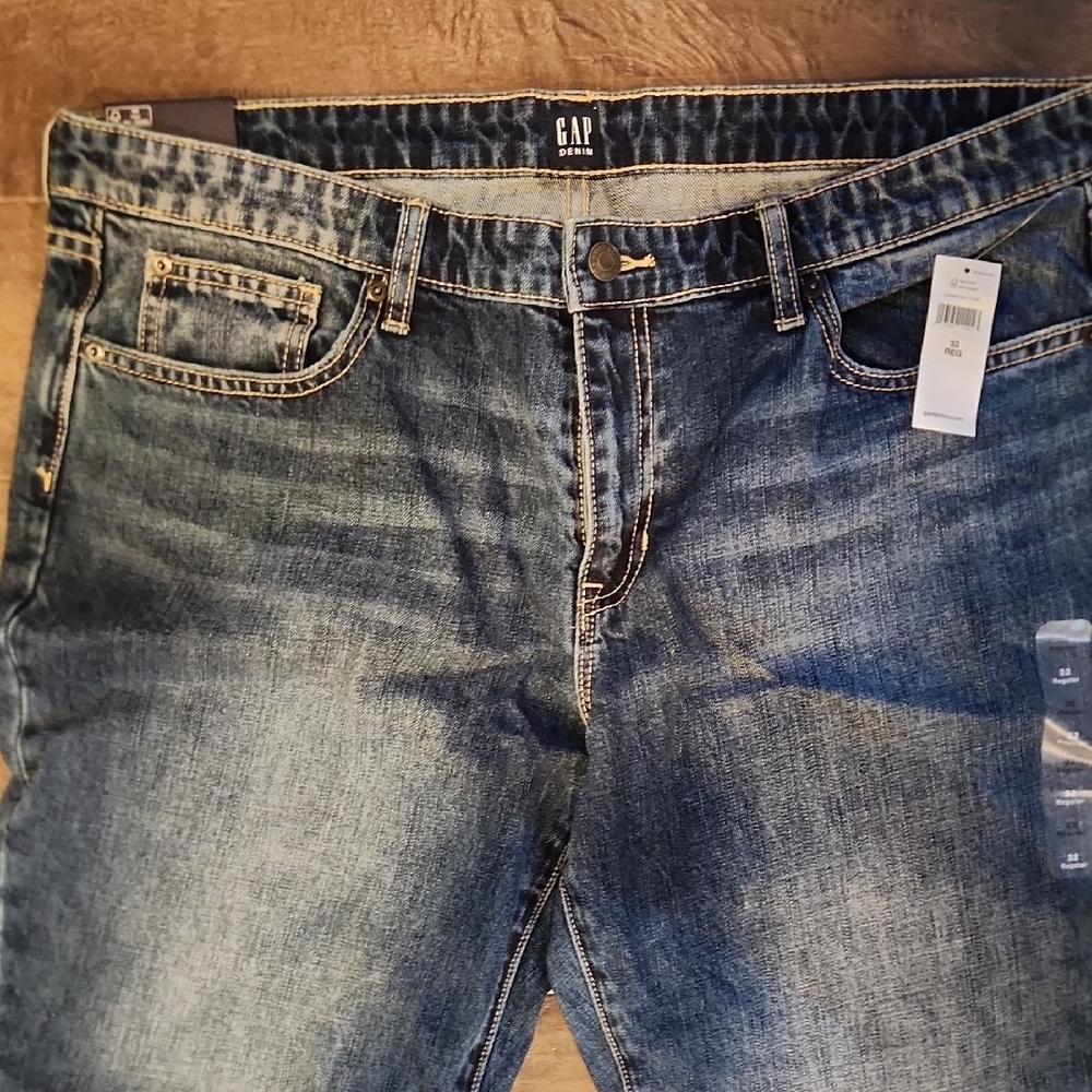 GAP Relaxed Fit Denim Jeans